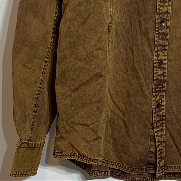 NWT Outback Trading Co Brown Button Down Shirt - Picture 9 of 9